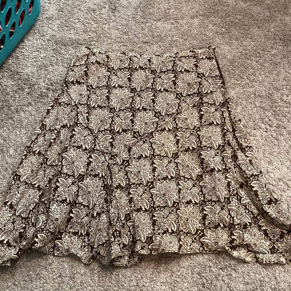 Women’s knee length skirt